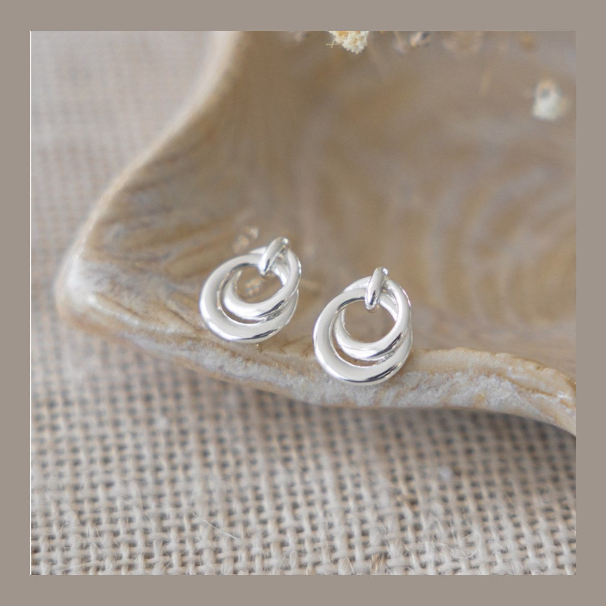 Glee | Unity Studs (Silver)